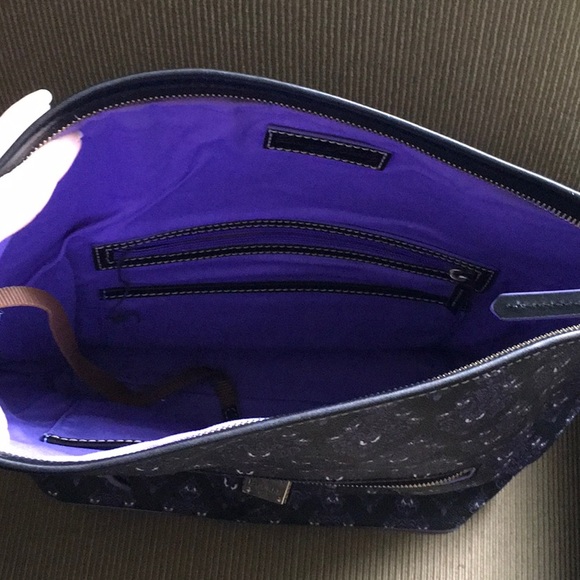 Dooney n Bourke Disney Haunted Mansion - Picture 12 of 16